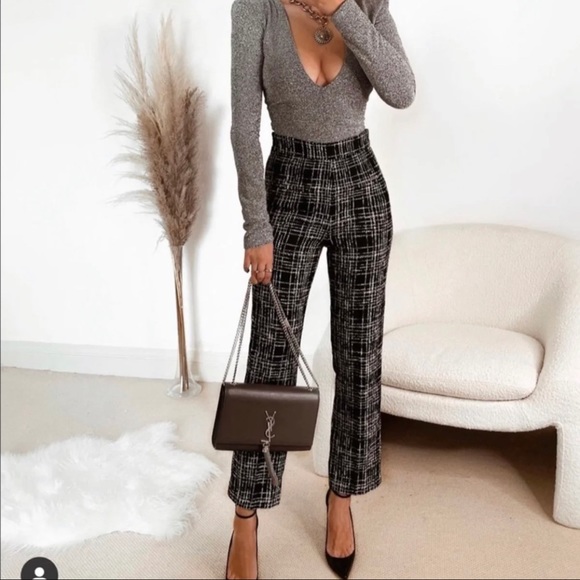 ZARA BLACK AND WHITE TWEED TROUSERS SIZE SML - Picture 1 of 5